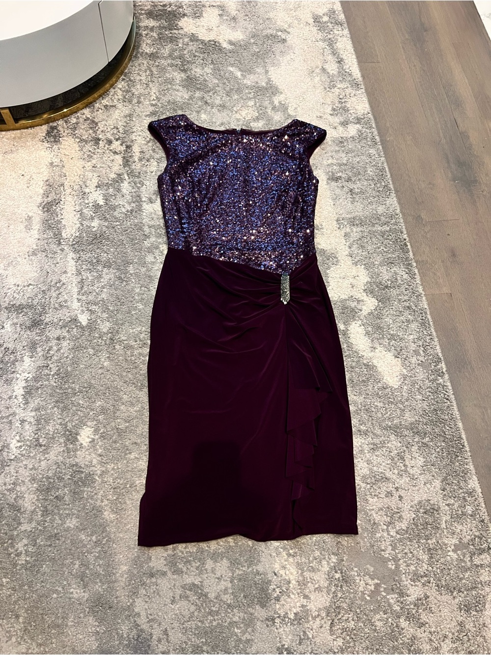 Like NEW Lauren Ralph Lauren Plum Sequin Bodice Midi Dress